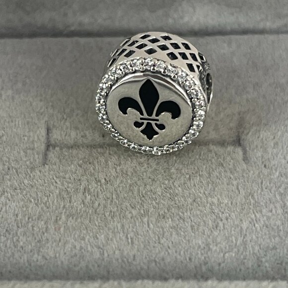 Pandora New Orleans Exclusive Charm - Picture 3 of 5